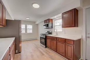 18634 Bernadine St, Lansing, IL 60438 - Photo 5