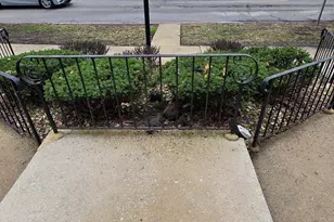 9637 S Keeler Ave, Oak Lawn, IL 60453 - Photo 5