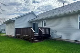 824 E Kahler Rd, Wilmington, IL 60481 - Photo 15