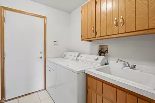 9307 Loch Glen Dr, Lakewood, IL 60014 - Photo 17
