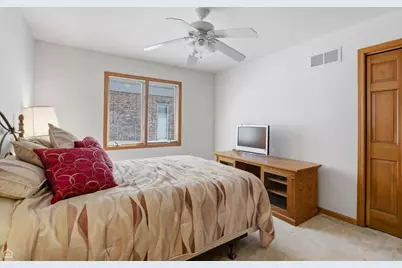 9307 Loch Glen Drive, Lakewood, IL 60014 - Photo 19