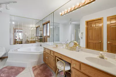 9307 Loch Glen Drive, Lakewood, IL 60014 - Photo 15