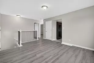 1537 W 165th St, Markham, IL 60426 - Photo 3