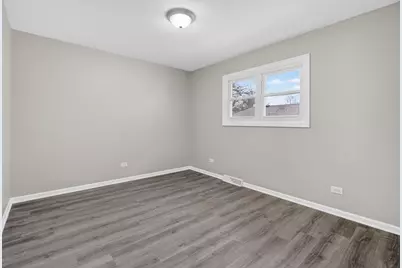 1537 W 165th Street, Markham, IL 60426 - Photo 9