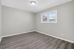 1537 W 165th St, Markham, IL 60426 - Photo 9