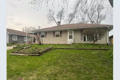 12 Evergreen Lane, Carpentersville, IL 60110 - Photo 1