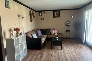 12 Evergreen Ln, Carpentersville, IL 60110 - Photo 5
