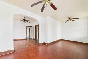 827 E 87th Pl, Chicago, IL 60619 - Photo 5