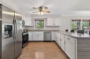 250 Fossil Point Ct, Wilmington, IL 60481 - Photo 17