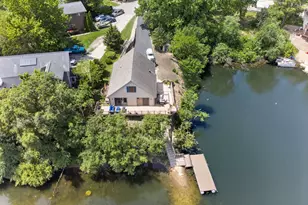 250 Fossil Point Ct, Wilmington, IL 60481 - Photo 5