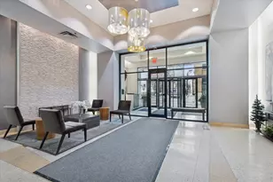 435 W Erie St, Chicago, IL 60654 - Photo 17