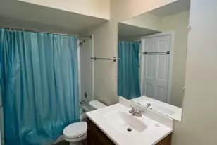 2019 Oak St, Saint Charles, IL 60174 - Photo 5