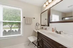320 Essex Ct, Aurora, IL 60504 - Photo 21
