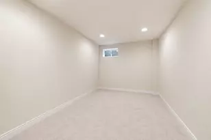 320 Essex Ct, Aurora, IL 60504 - Photo 31