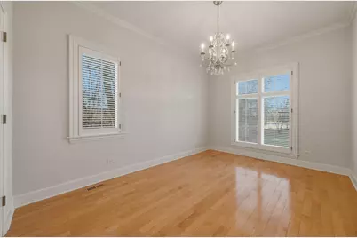 11361 W Plainfield Road, Indian Head Park, IL 60525 - Photo 35