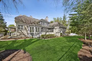 11 S Adams St, Hinsdale, IL 60521 - Photo 57