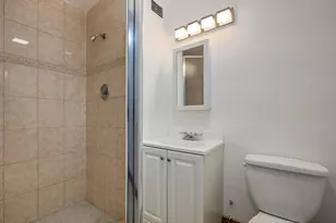 6301 N Sheridan Rd, Chicago, IL 60660 - Photo 11