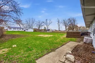 101 S 4080 W Rd, Kankakee, IL 60901 - Photo 17