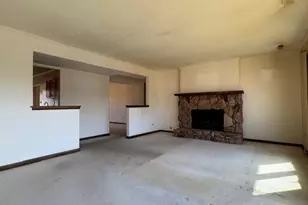 10355 Parkside Ave, Oak Lawn, IL 60453 - Photo 5