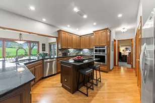 6304 Snead Ct, Woodridge, IL 60517 - Photo 7