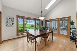 6304 Snead Ct, Woodridge, IL 60517 - Photo 9