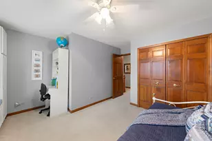 6304 Snead Ct, Woodridge, IL 60517 - Photo 23