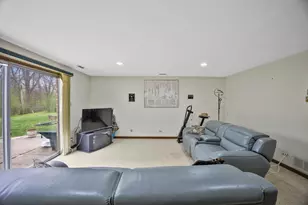 19213 Center Ave, Homewood, IL 60430 - Photo 13