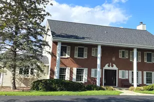 1900 Hickory Knoll Dr, Deerfield, IL 60015 - Photo 3