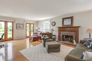 1900 Hickory Knoll Dr, Deerfield, IL 60015 - Photo 9