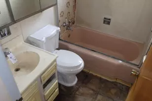 9136 S Union Ave, Chicago, IL 60620 - Photo 13