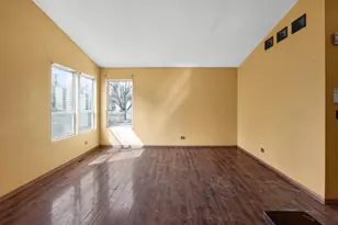 115 N McAree Rd, Waukegan, IL 60085 - Photo 9