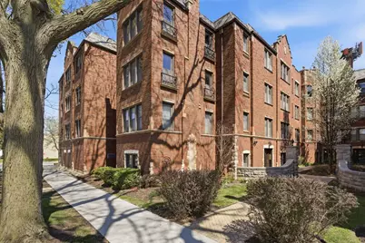 6761 N Artesian Avenue #2H, Chicago, IL 60645 - Photo 1
