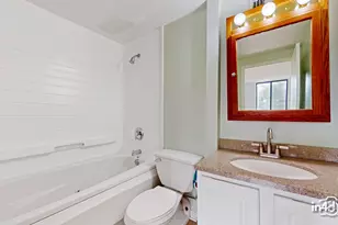 1750 N Marywood Ave, Aurora, IL 60505 - Photo 7