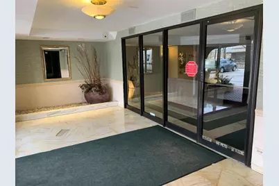 4601 W Touhy Avenue #506, Lincolnwood, IL 60712 - Photo 5