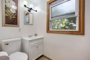 586 Aztec Dr, Carol Stream, IL 60188 - Photo 19