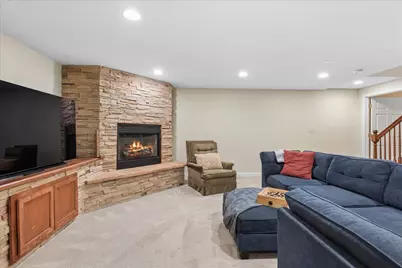3002 Easton Place, Saint Charles, IL 60175 - Photo 25