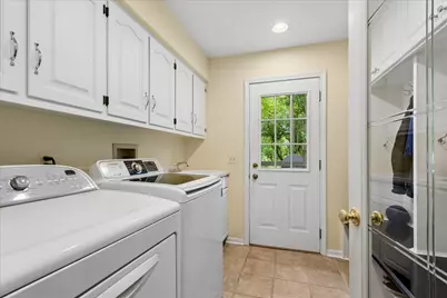 3002 Easton Place, Saint Charles, IL 60175 - Photo 17