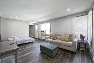 [Address not provided], Beach Park, IL 60087 - Photo 9
