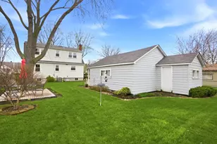 221 S Michigan Ave, Addison, IL 60101 - Photo 23