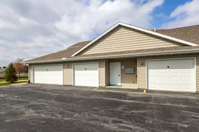440 E Franklin Street #204, Eldridge, IA 52748 - Photo 25