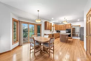 1405 Elk Trail, Cary, IL 60013 - Photo 5