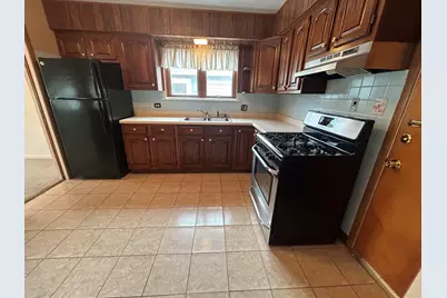 9054 Bennett Avenue #2, Skokie, IL 60203 - Photo 3