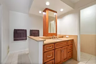 22 Park Ln, Park Ridge, IL 60068 - Photo 17