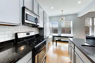 3848 W Sunnyside Ave, Chicago, IL 60625 - Photo 11