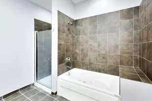 3848 W Sunnyside Ave, Chicago, IL 60625 - Photo 19