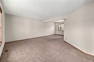 1266 Fernleaf Dr, Crystal Lake, IL 60014 - Photo 9