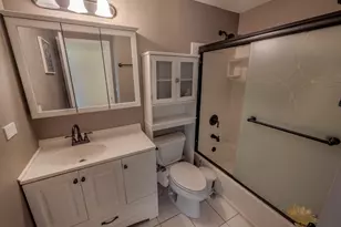 630 Clover Ln, Schaumburg, IL 60193 - Photo 17