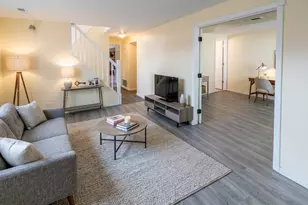 630 Clover Ln, Schaumburg, IL 60193 - Photo 29