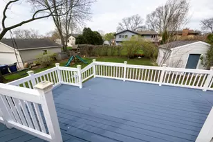 630 Clover Ln, Schaumburg, IL 60193 - Photo 39