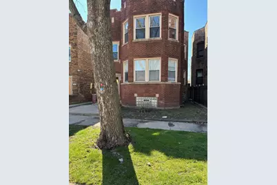 7644 S Cornell Avenue, Chicago, IL 60649 - Photo 1